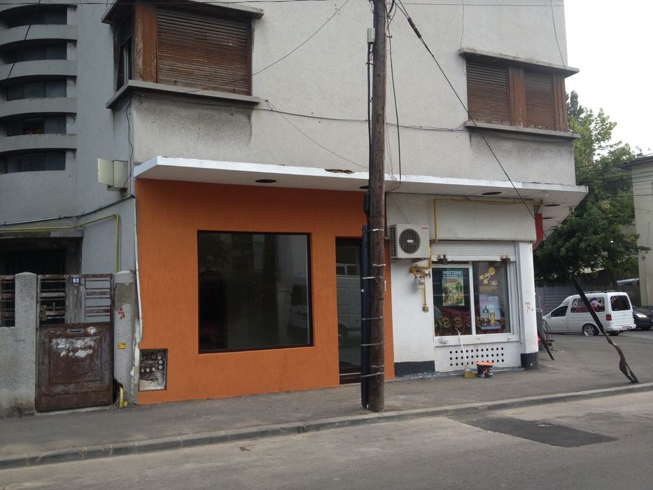 Spatiu comercial sector 3