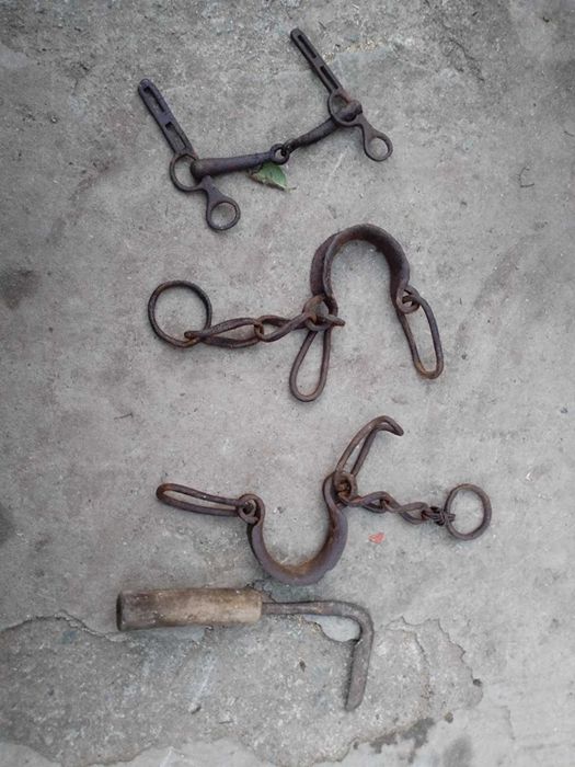 Букаи, мундщук и сантрач за кон