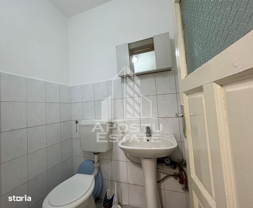 Spatiu de inchiriere, zona Podgoria