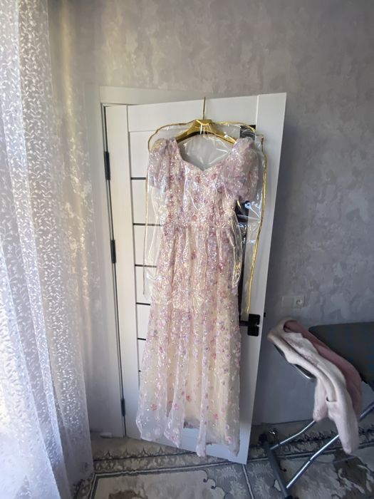 вечернее платье для девочек и женщин