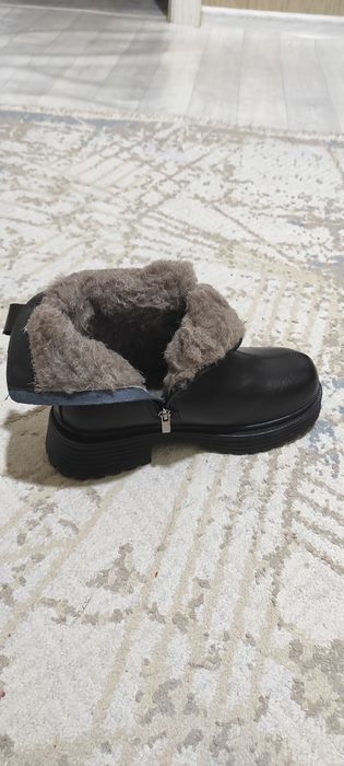 Қыстық аяқ киім қыз балаға