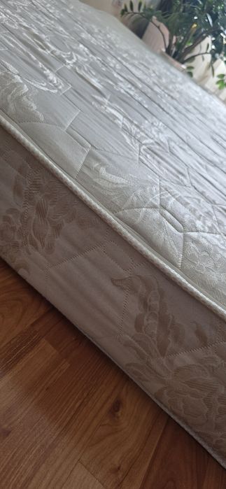 Матрац двухспальный