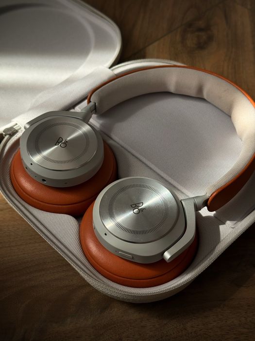 Премиальные наушники bang olufsen hx