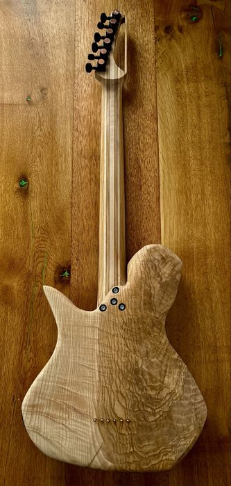 Chitara electrica handmade Mandate Defiant