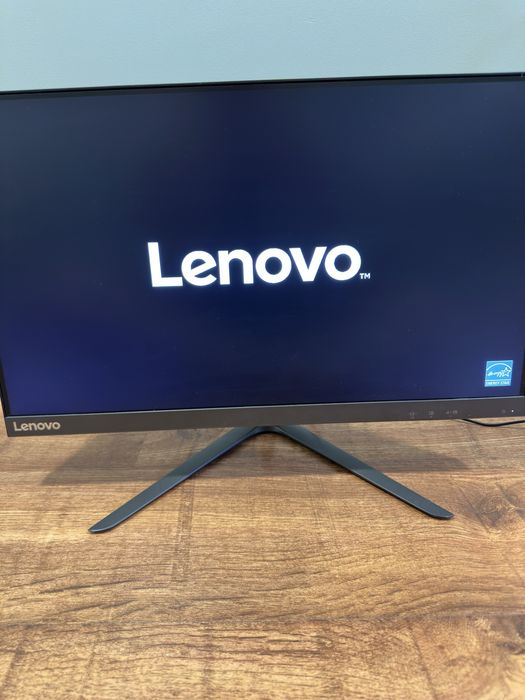 Lenovo Монитор