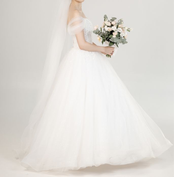 Свадебное платье.Размер S-M.