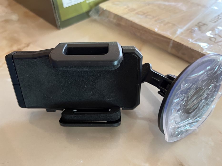 Стойка за телефон -за кола