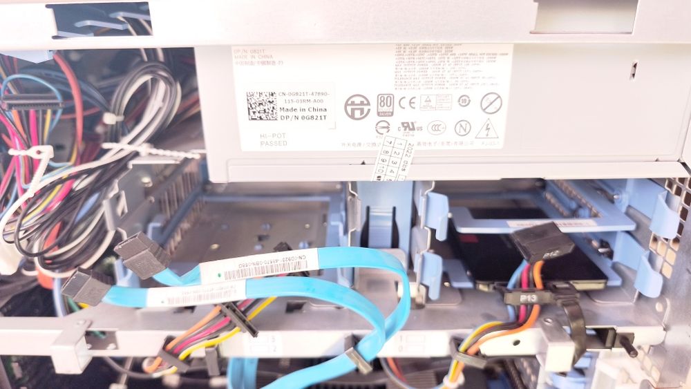 Workstation Dell T7500 Intel xeon hexacore 2,67 Ghz/24 Gb ram,SSD 500G