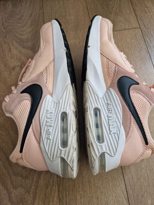 Дамски маратонки NIKE