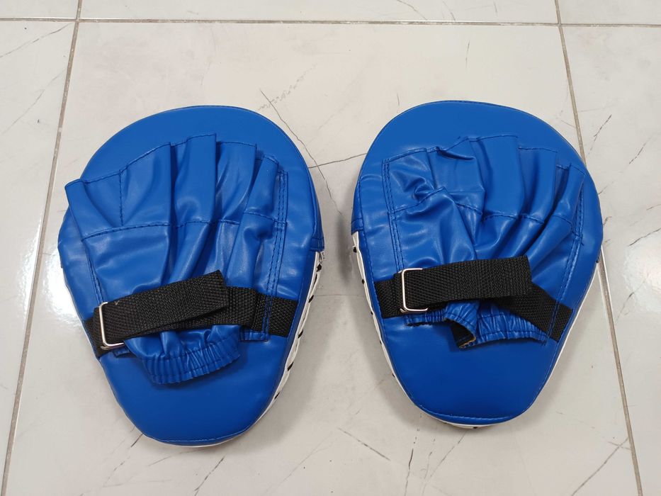 Боксови лапи извити 2бр, мишена за бокс и кикбокс, боксови ръкавици