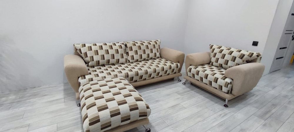 Продам мягкий уголок