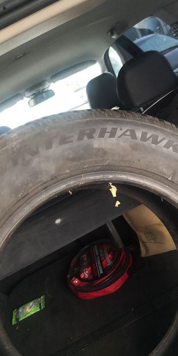 235 65 17 iarnă. 75lei buc.