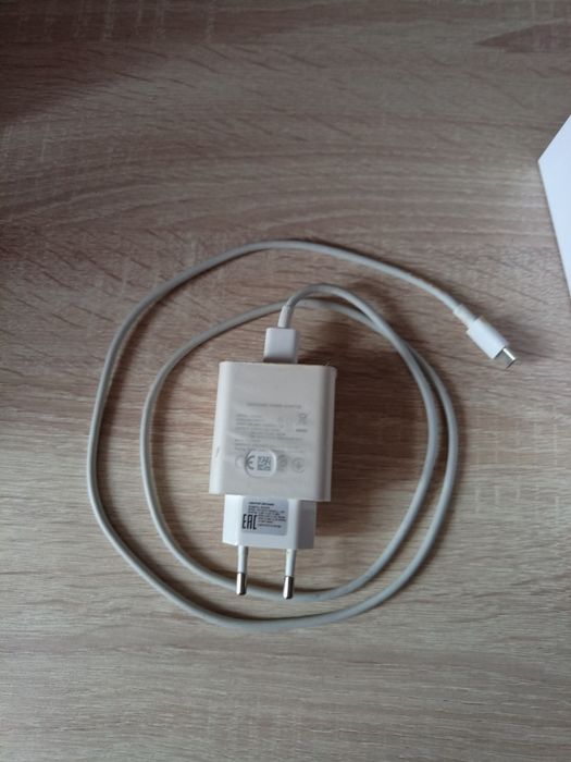 Продам смартфон WIKО T50 Milan