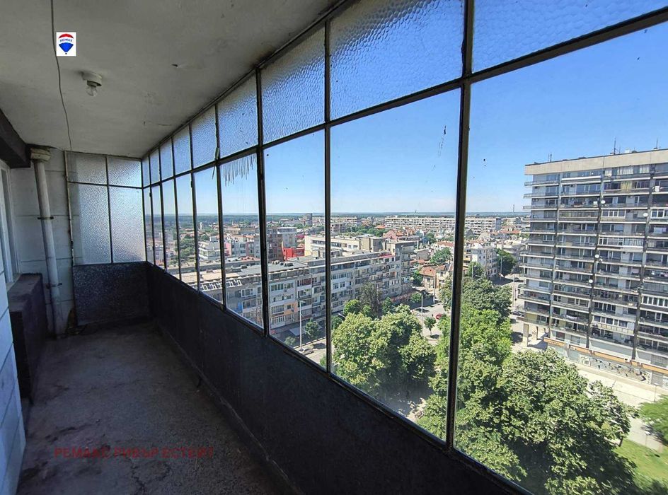 Продава се Тристаен апартамент в Русе, Широк център - 87 кв.м за 1034 €/кв.м - Снимка #12