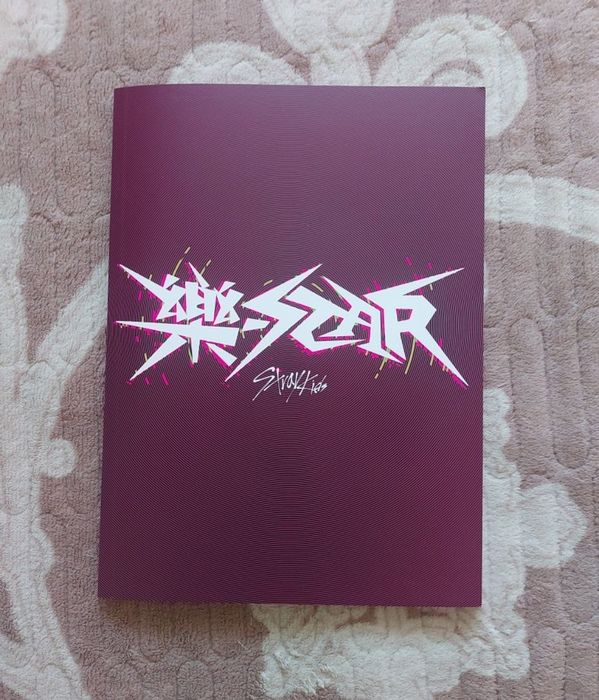 Альбом Stray Kids Rock star
