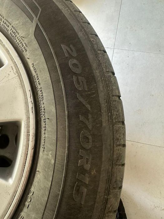 Продам комплект летних шин R15