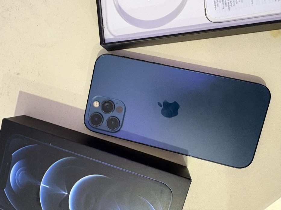IPhone 12 pro 126 ГБ продаю