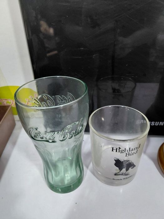 Продам кружки с блюдцами, стаканы