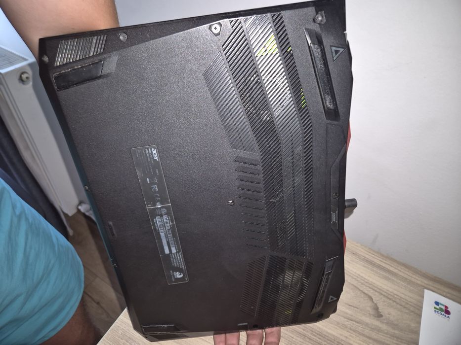 Laptop acer nitro 5, i5 10300h + GTX 1650-ti