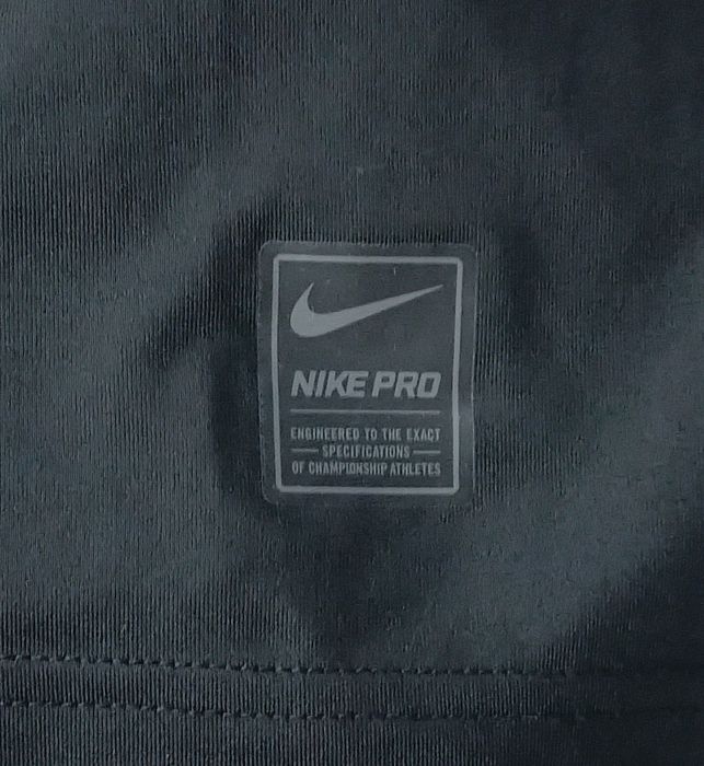 Nike PRO DRI-FIT Long Sleeve Top оригинална блуза ръст 158-170см Найк спорт фланелка тренировки термо блуза