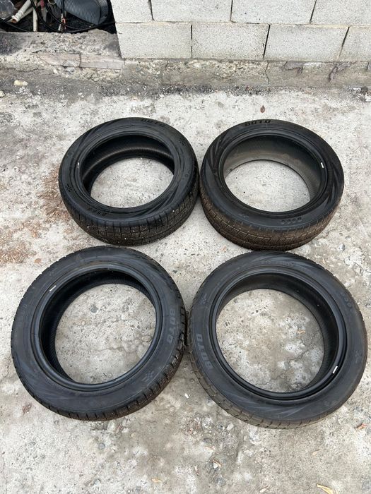 Резина зимняя комплект 215/55/17