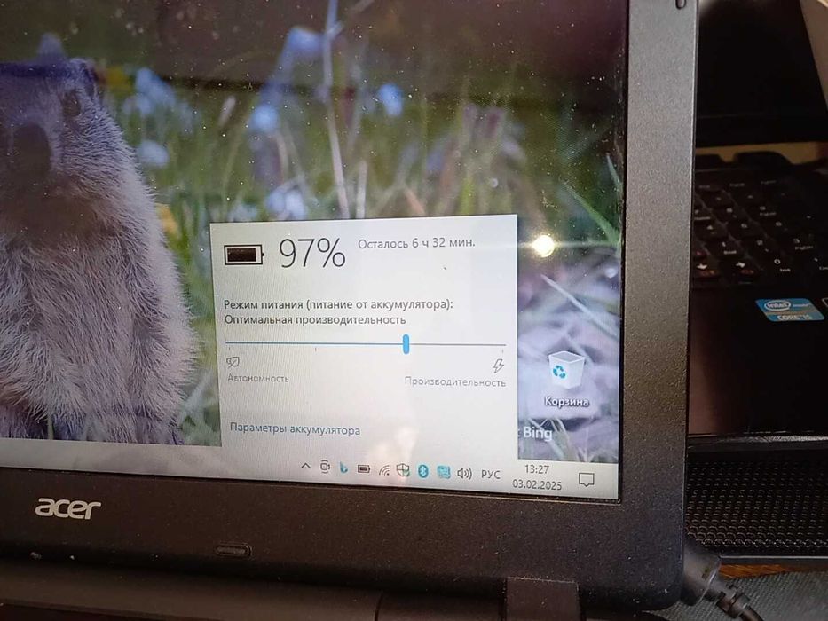 Acer EE5-571 Core i3.