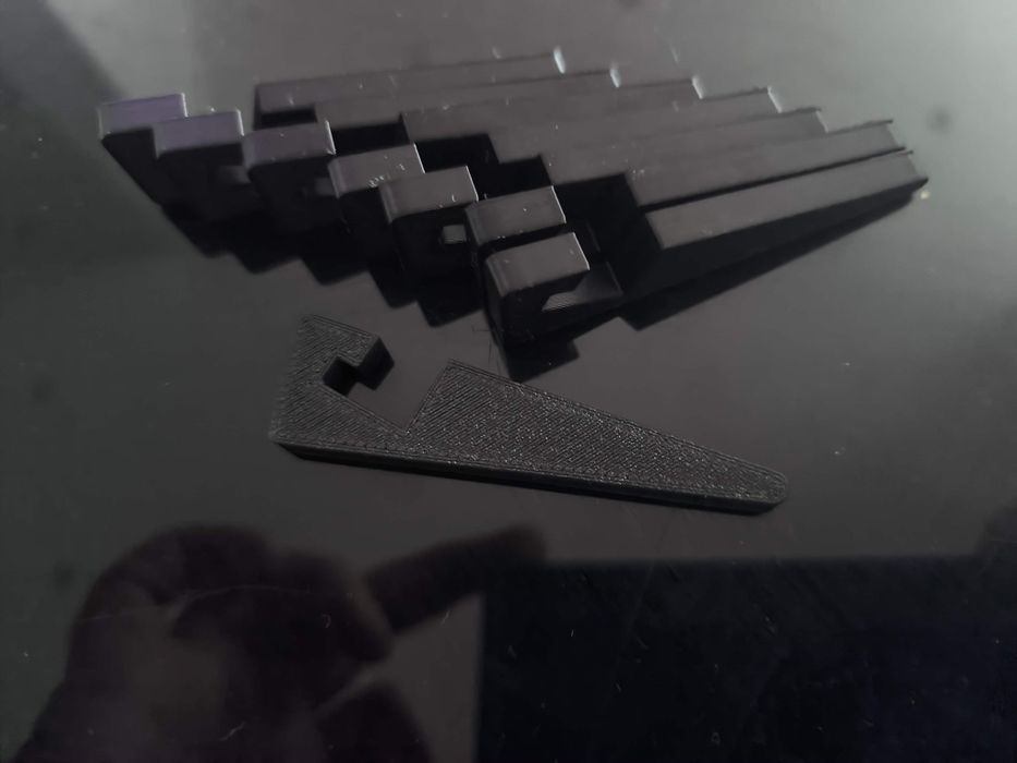 Remi piciorus tabla de joc Abs