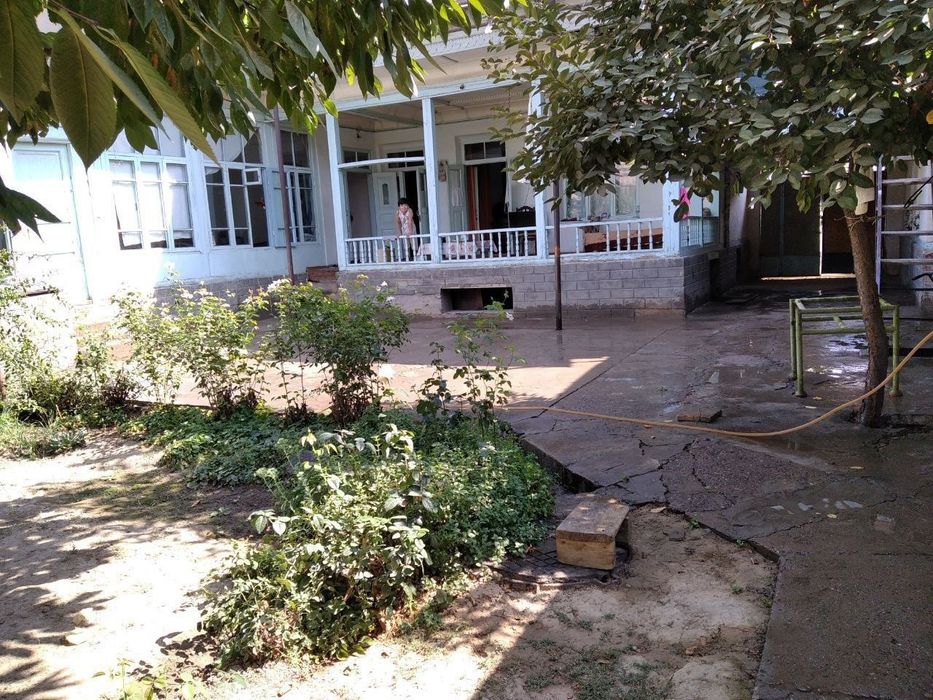 Дом срочно Бешкайрагоч 5соток Фасад 16 метр