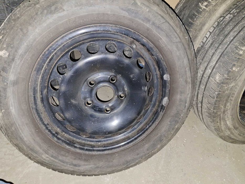 Vând roti remorca/tractor si anvelope iarna si vara