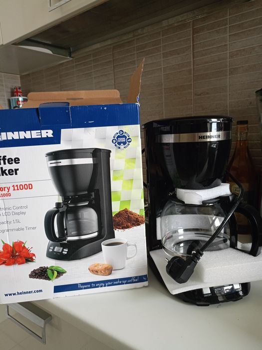 Vând cafetieră Heinner,cu program,nou nouta,produs de calitate superio