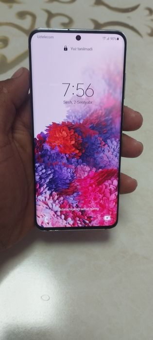 Samsung S20 5G holati zoʻr