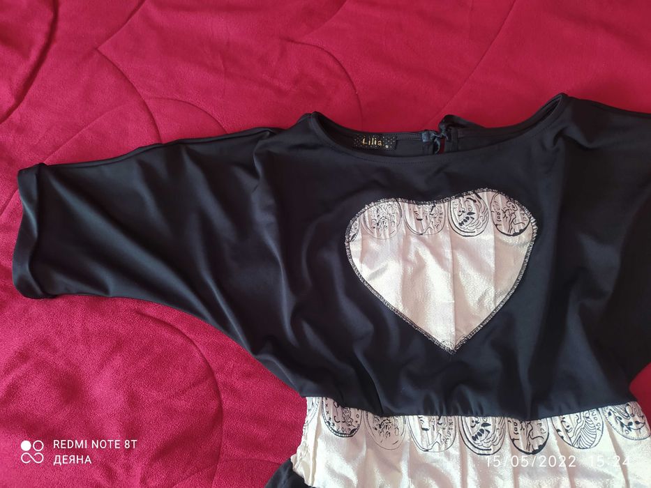 Рокля в черно и златисто на Lilia fashion Plovdiv, размер S