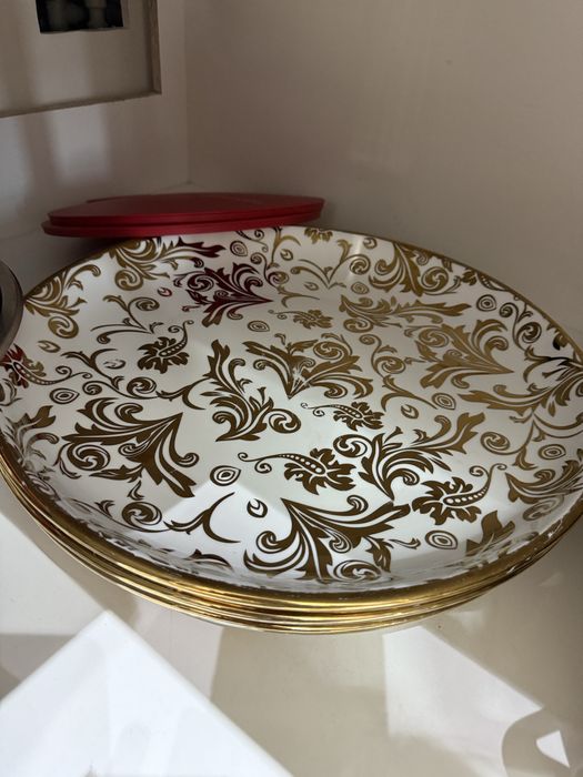 Продам посуды можно и отдельно