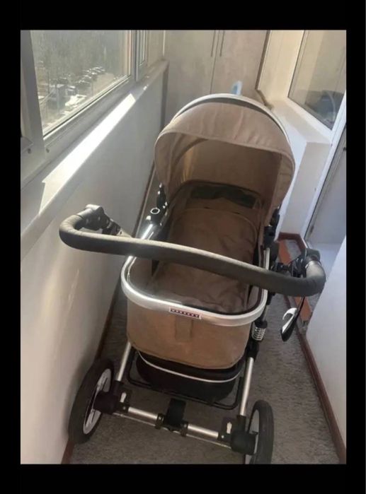 Продам детскую коляску