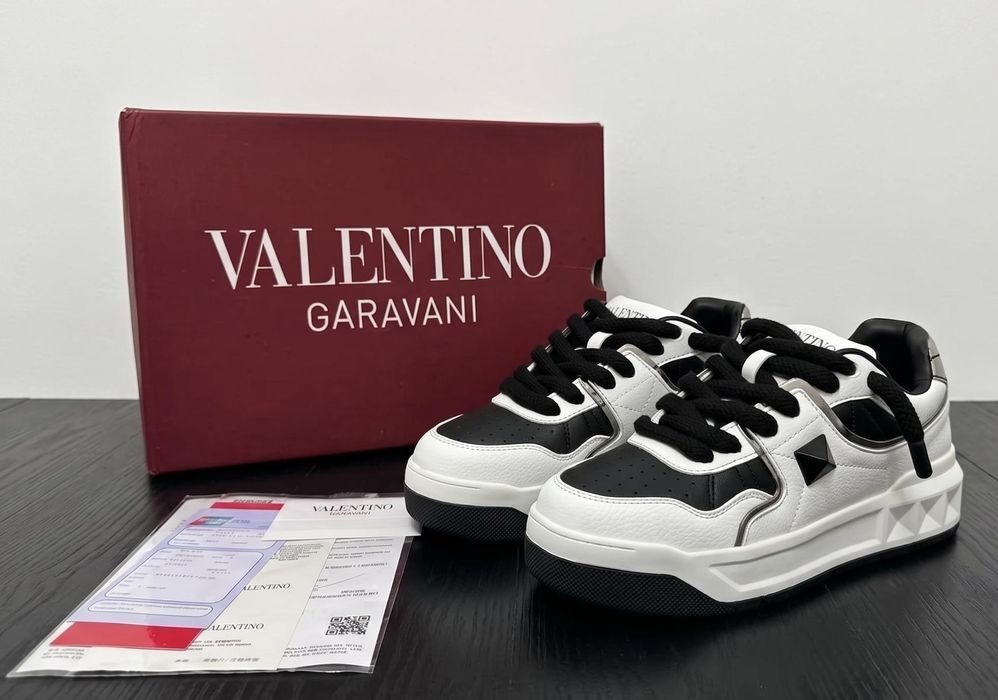 Adidasi Valentino Garavani Negru Alb Premium