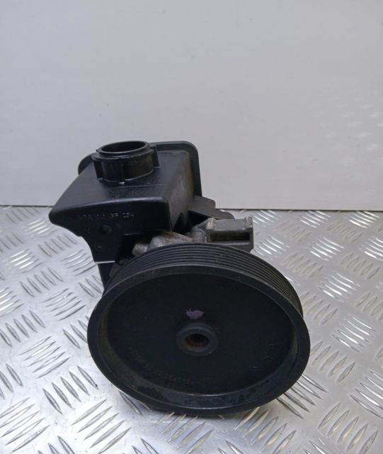 Pompa servodirectie A0034664101 Mercedes-Benz C-Class W203/S203/CL203