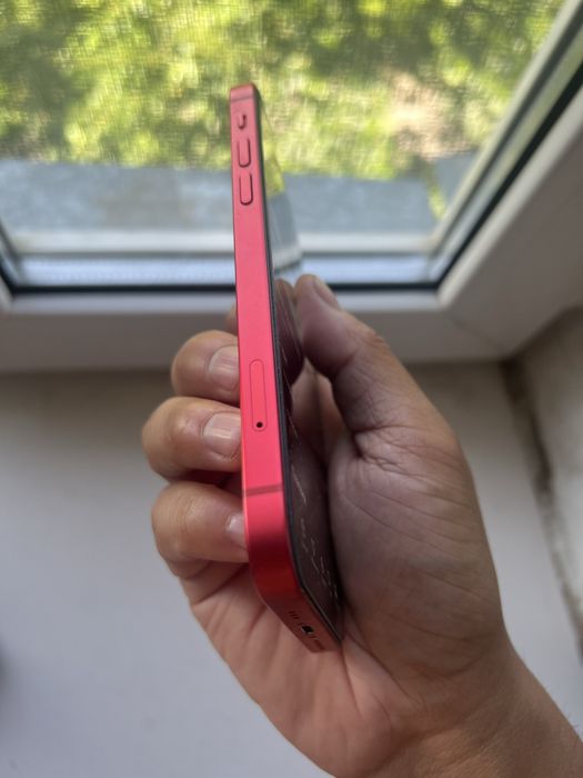 Продам iphone 12 на 128 gb Red