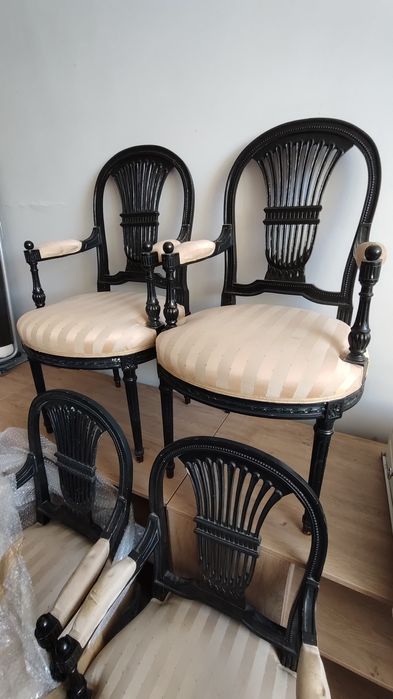 Стари френски столове