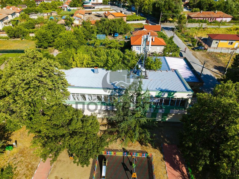 Продава се Промишлена сграда в с. Главиница, Област Пазарджик - 774 кв.м за 157 €/кв.м - Снимка #8