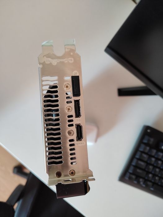 Rx 560 Dual 4GB GDDR5 in garanție