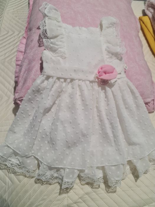 Официална бяла рокля 80 - 86 р-р