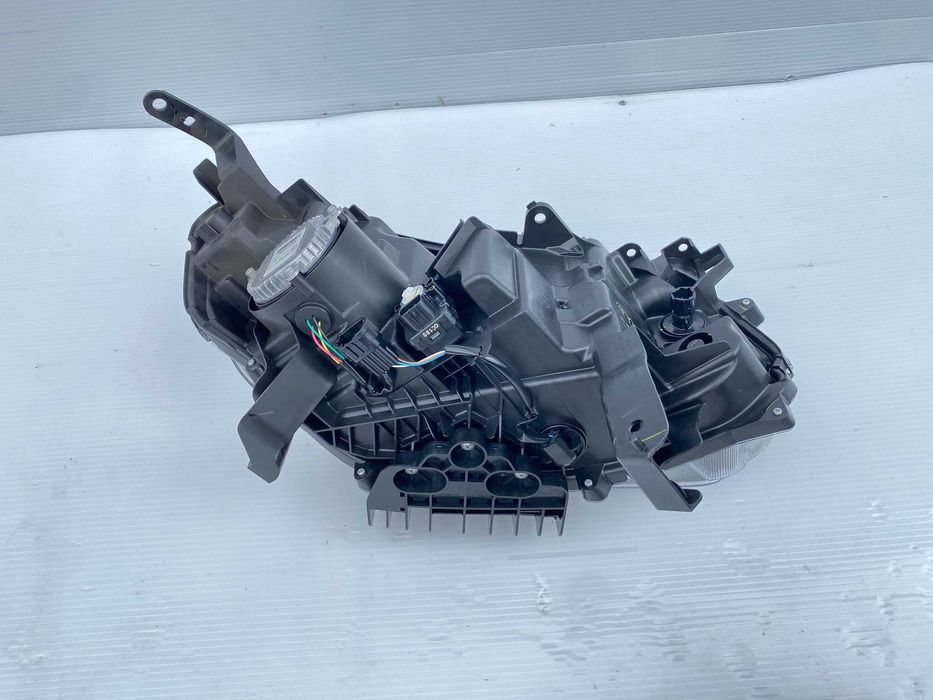 Far stanga complet Renault Alaskan 2020+ Led Pure Vision nou original
