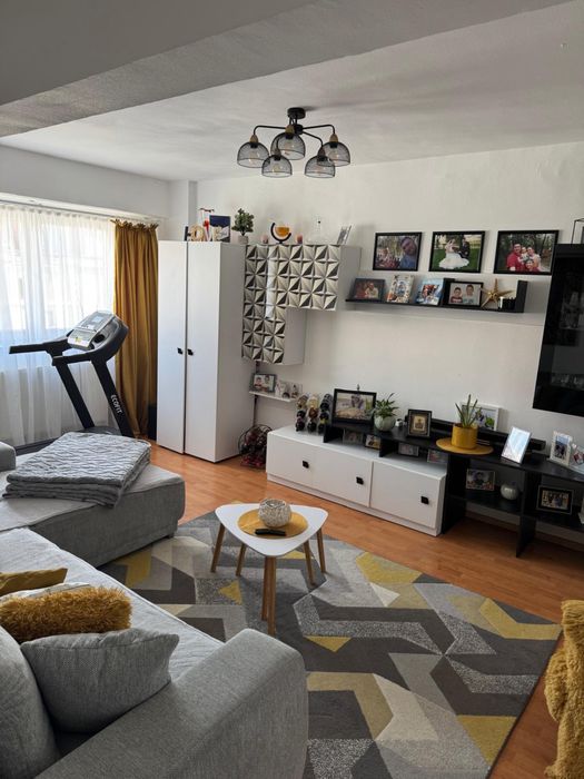 Apartament 4 camere - Valea Aurie