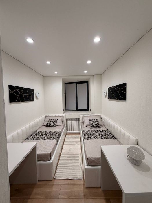 Продам квартиру Метро Космонавтов 3в4/3/4 70м2 дом кирпич