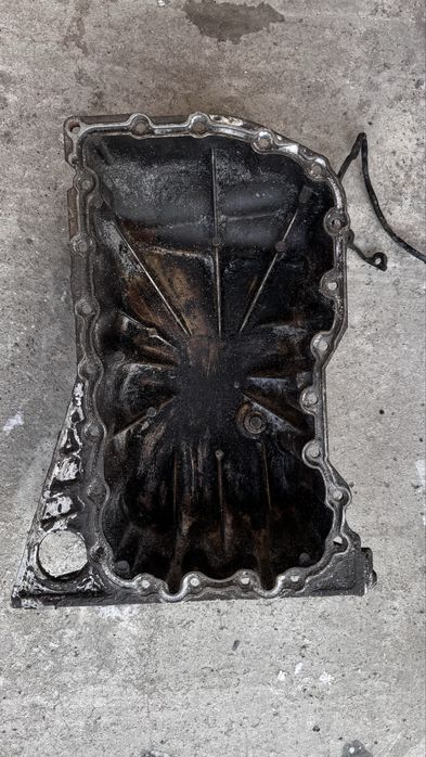 Поддон Рено Дастер