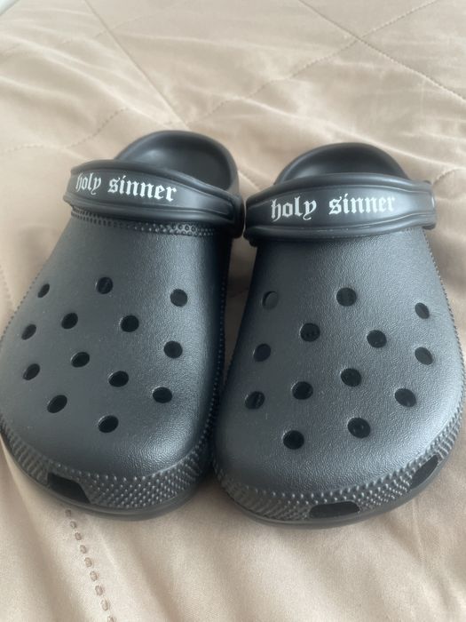 Продаю кроксы holy sinner