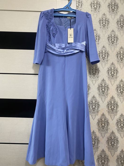 Продам очень красивое платье