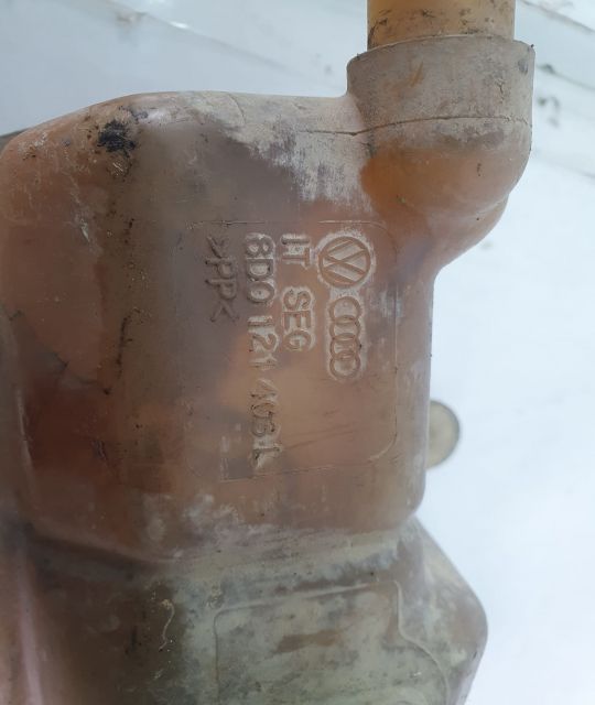 Vas expansiune 8d01214031 2.0 tdi Volkswagen VW Passat B5.5 (facelift)  [din 2000 pana  2005] seria