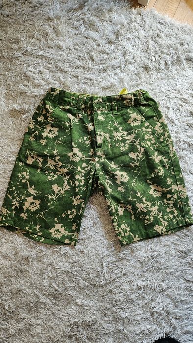 Детски къси панталони за момче.134 размер.Само този,който е цвят Камел