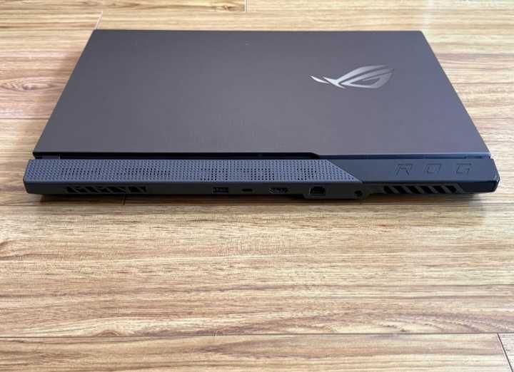 Геймарски лаптоп asus rog